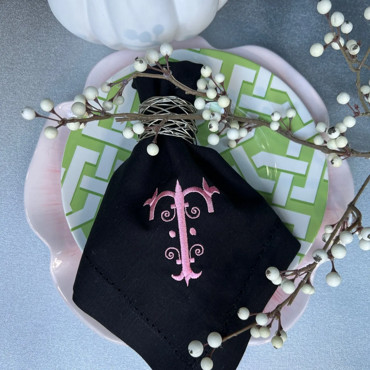 Monogrammed Embroidered Cloth Napkins,  Set of 4, Sharon Font monogrammed napkins, vintage monogrammed napkins, ornate monogram