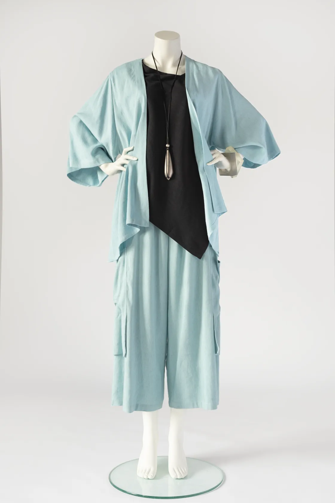 Short Kimono Jacket in Evian Papyrus