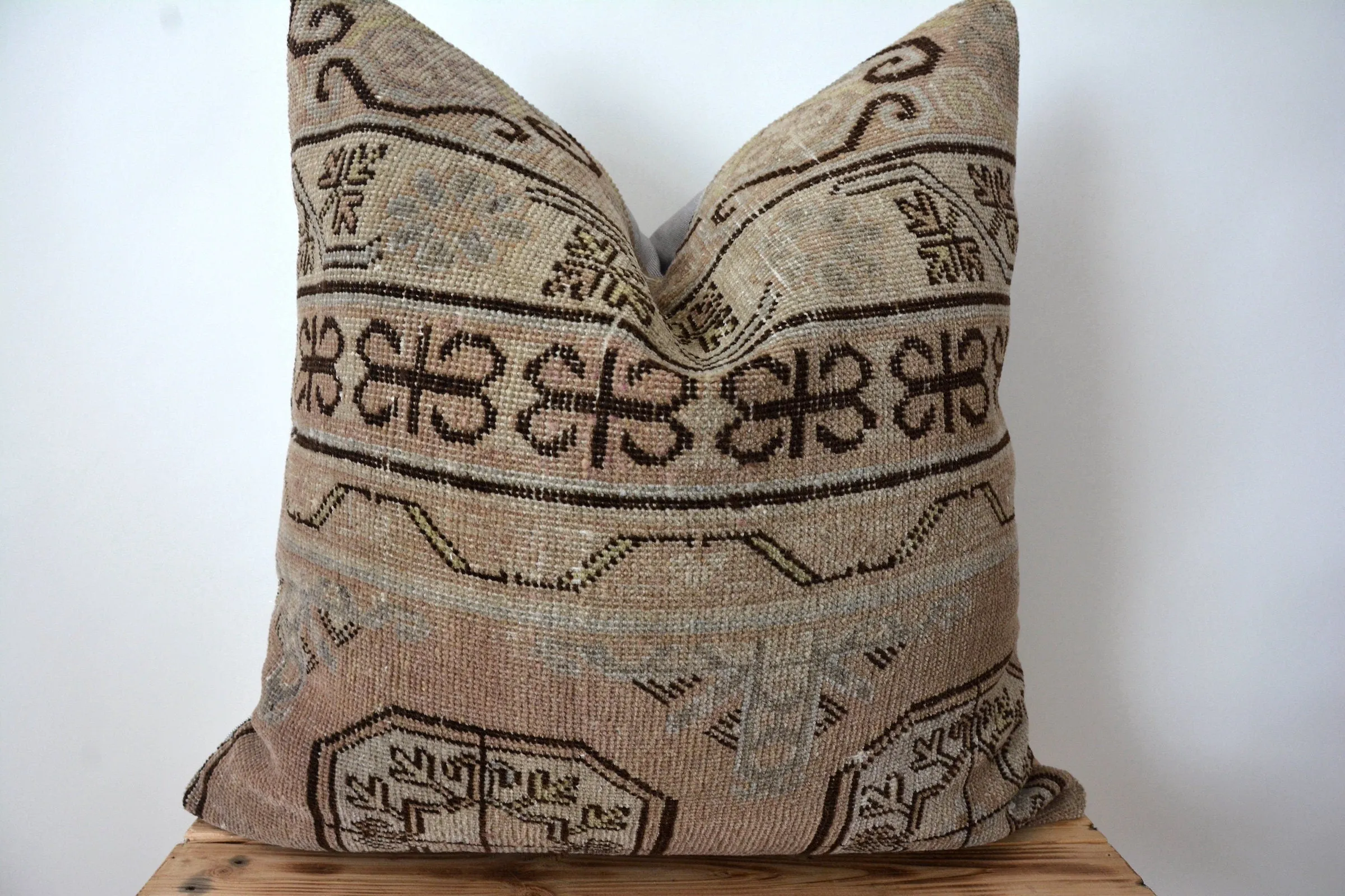 Tamika - Persian Pillow Cover