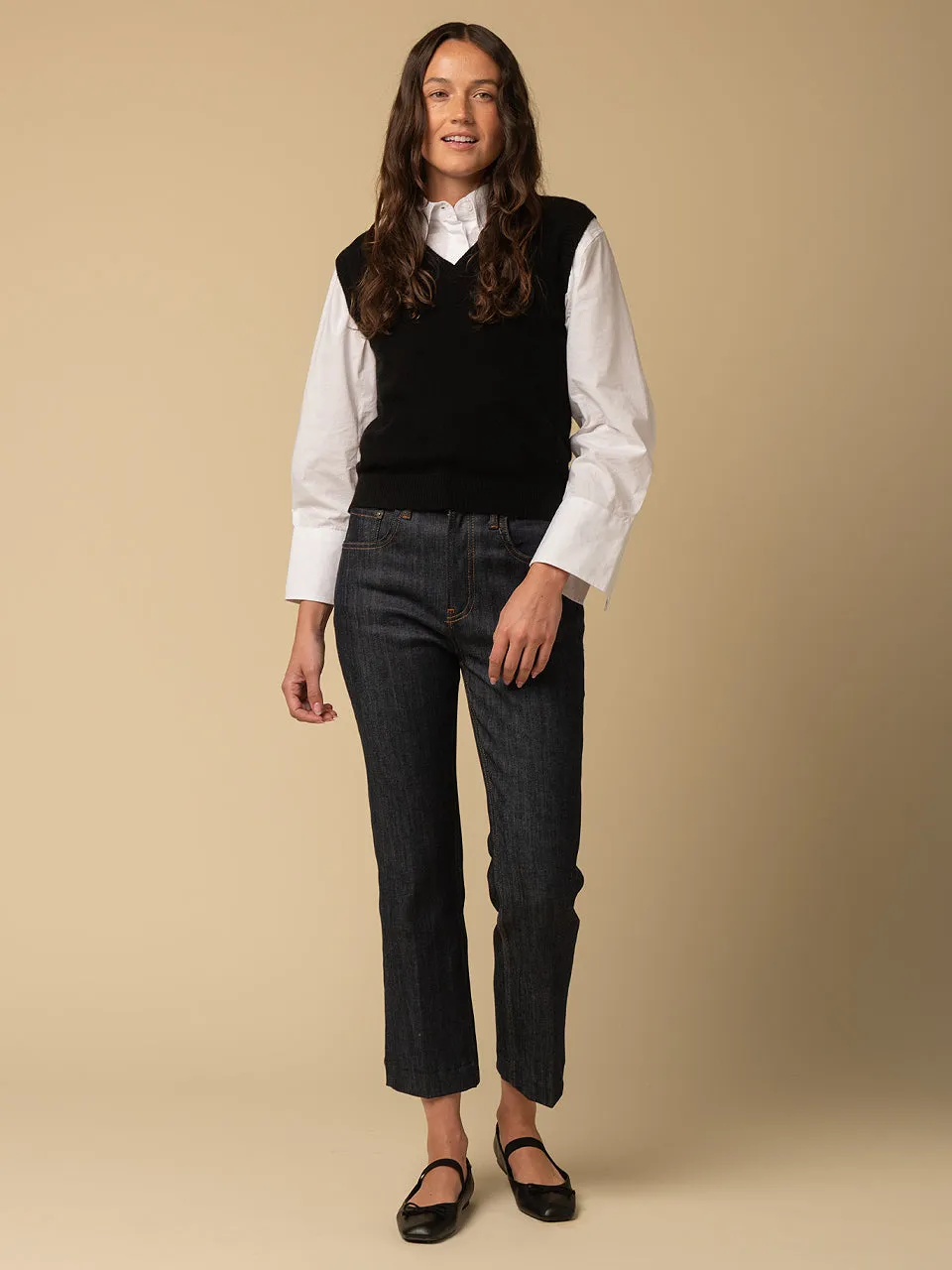 V Neck Vest_Black